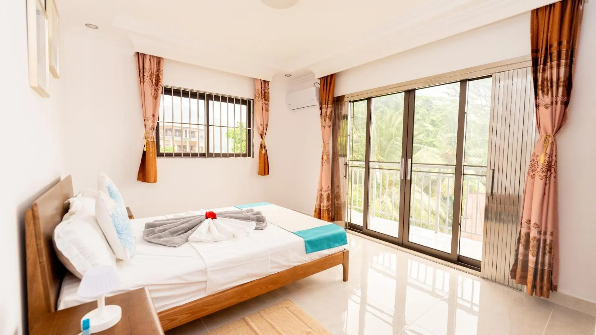 Sun And Sea Self Catering Apartment Beau Vallon